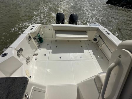 Boston Whaler 325 Conquest image