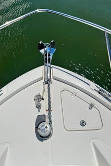 Boston Whaler 325 Conquest image