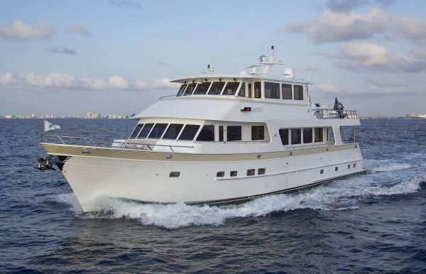 2024 Outer Reef Yachts 860 Deluxbridge Skylounge MY