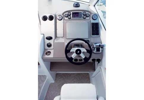 Cruisers Yachts 390 Sports Coupe image