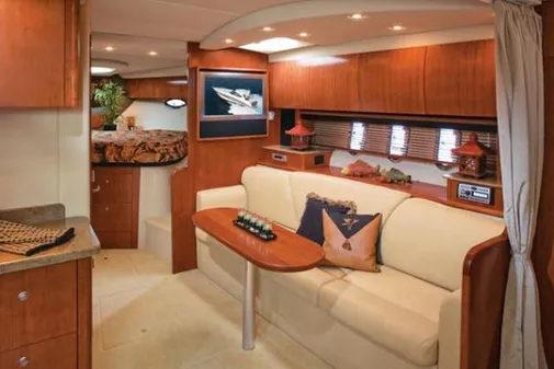 Cruisers Yachts 390 Sports Coupe image