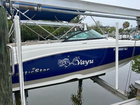 Nauticstar 243DC-SPORT-DECK image