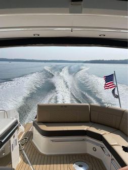 Sea Ray 320 Sundancer image