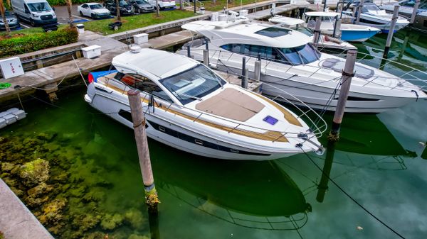 Azimut Atlantis 43