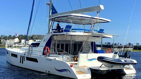 Royal Cape Catamarans Majestic 570 Flybridge 