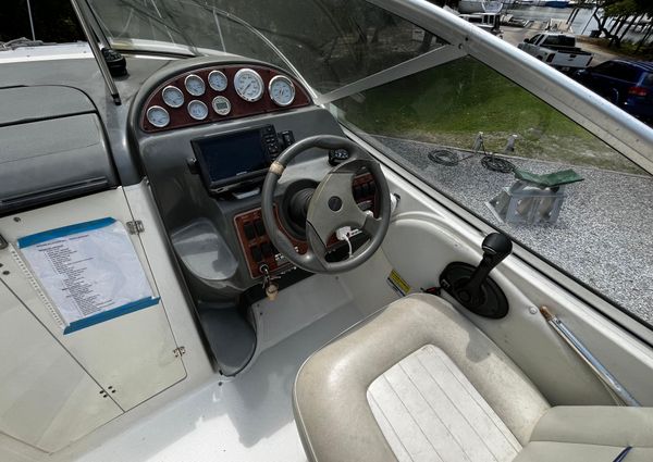 Bayliner 245 image