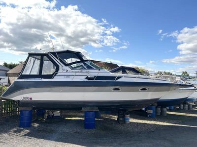 1988 Cruiser International3270 Cruiser / Boat