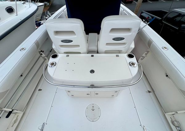 Boston-whaler 320-OUTRAGE image