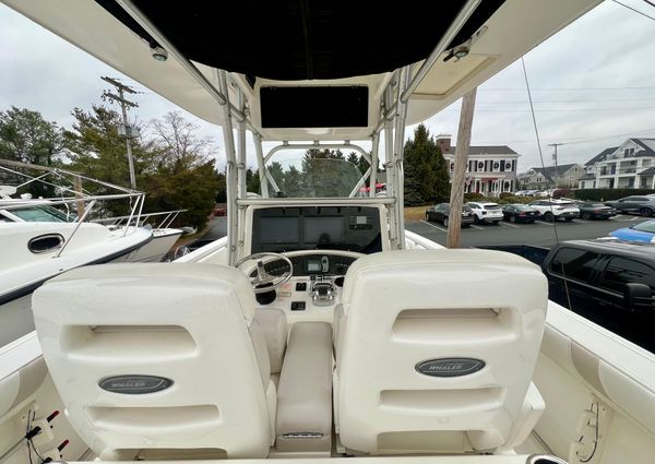 Boston-whaler 320-OUTRAGE image