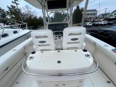 Boston-whaler 320-OUTRAGE image