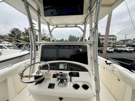 Boston-whaler 320-OUTRAGE image