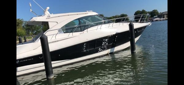 Cruisers Yachts 45 Cantius image