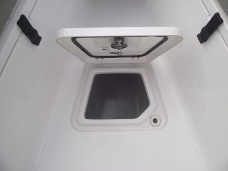 Sportsman Open 212 Center Console image