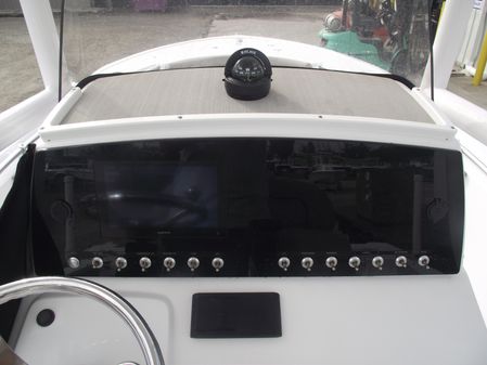 Sportsman Open 212 Center Console image