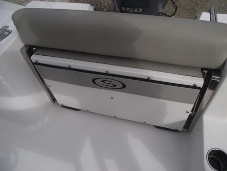 Sportsman Open 212 Center Console image