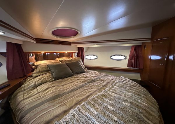 Carver 570 Voyager Pilothouse image