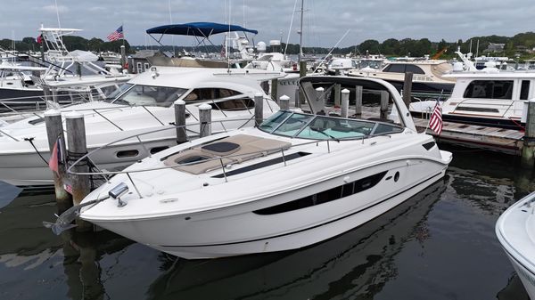 Sea Ray 350 Sundancer 