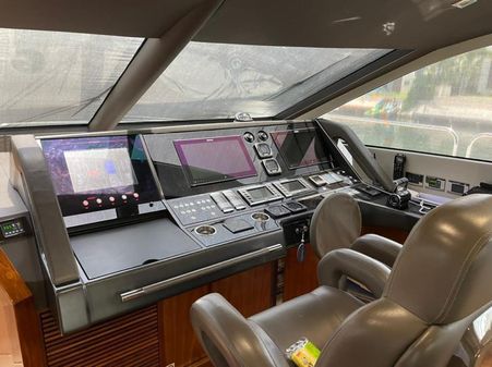 Sunseeker 28 Metre Yacht image