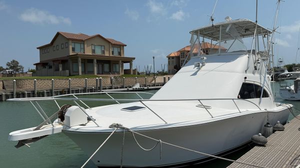 Luhrs 36 Convertible 