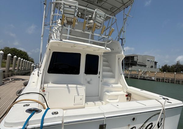 Luhrs 36 Convertible image