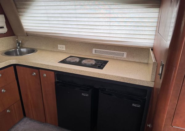 Luhrs 36 Convertible image