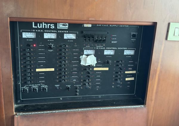 Luhrs 36 Convertible image