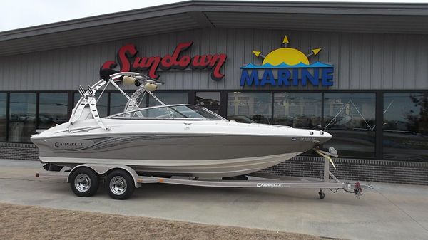 Caravelle 237LS Bow Rider