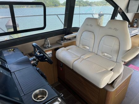 Sea Ray Sundancer 460 image