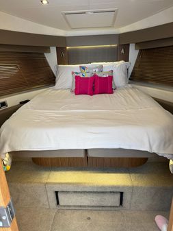 Sea Ray Sundancer 460 image