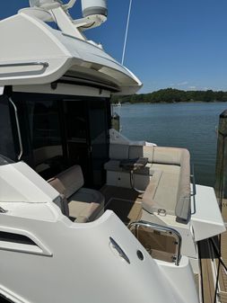 Sea Ray Sundancer 460 image