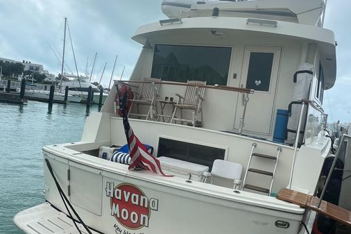 Hatteras 70 Cockpit Motor Yacht image