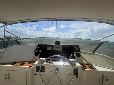 Hatteras 70 Cockpit Motor Yacht image