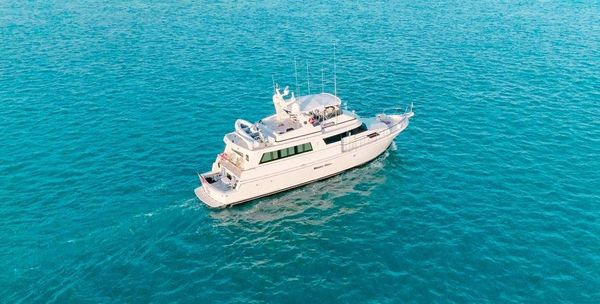 Hatteras 70 Cockpit Motor Yacht image