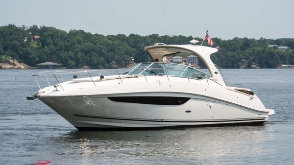 Sea Ray 370 Sundancer 