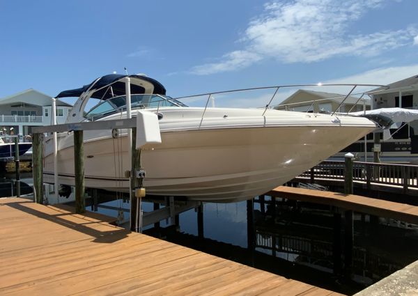 Sea Ray 320 Sundancer image