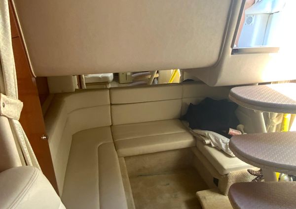 Sea Ray 320 Sundancer image