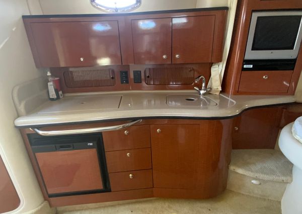 Sea Ray 320 Sundancer image