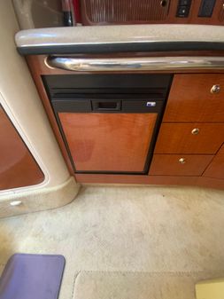 Sea Ray 320 Sundancer image