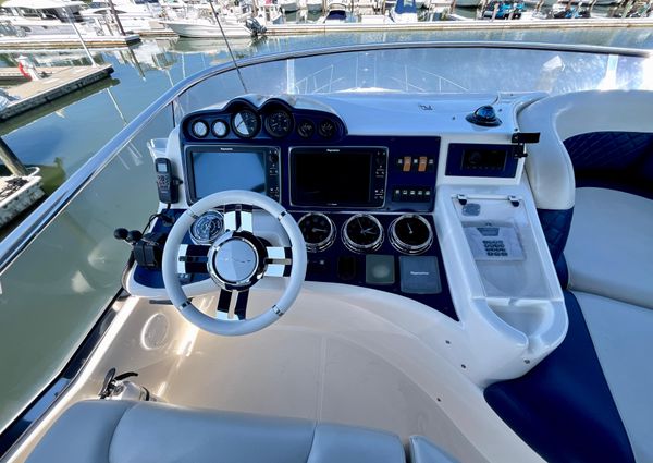 Azimut 50 image