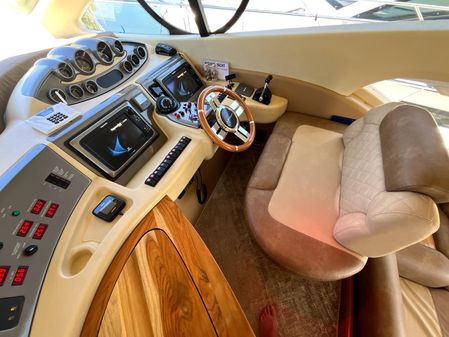 Azimut 50 image