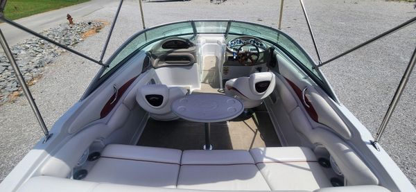 Crownline 220-LS image