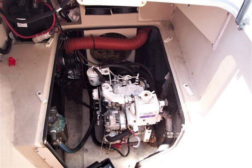 PDQ 34 Power Catamaran image