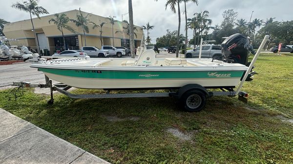 Mako Pro Skiff 19 CC 