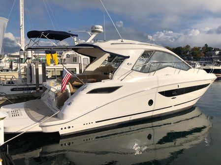 Sea Ray 350 Sundancer Coupe image