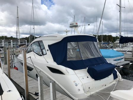 Sea Ray 350 Sundancer Coupe image