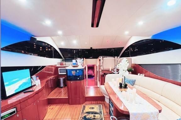 Fairline 50 image