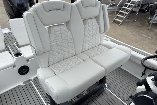 Tidewater 2500-CAROLINA-BAY image