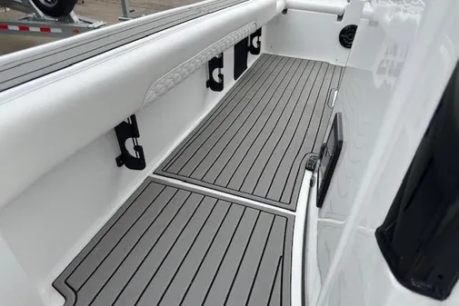 Tidewater 2500-CAROLINA-BAY image