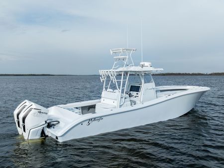 Yellowfin 36 Offshore image