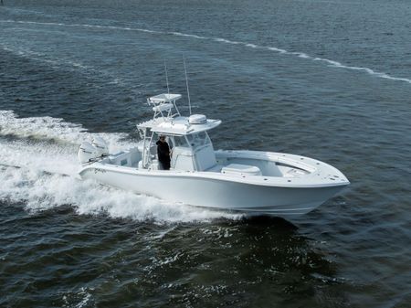 Yellowfin 36 Offshore image